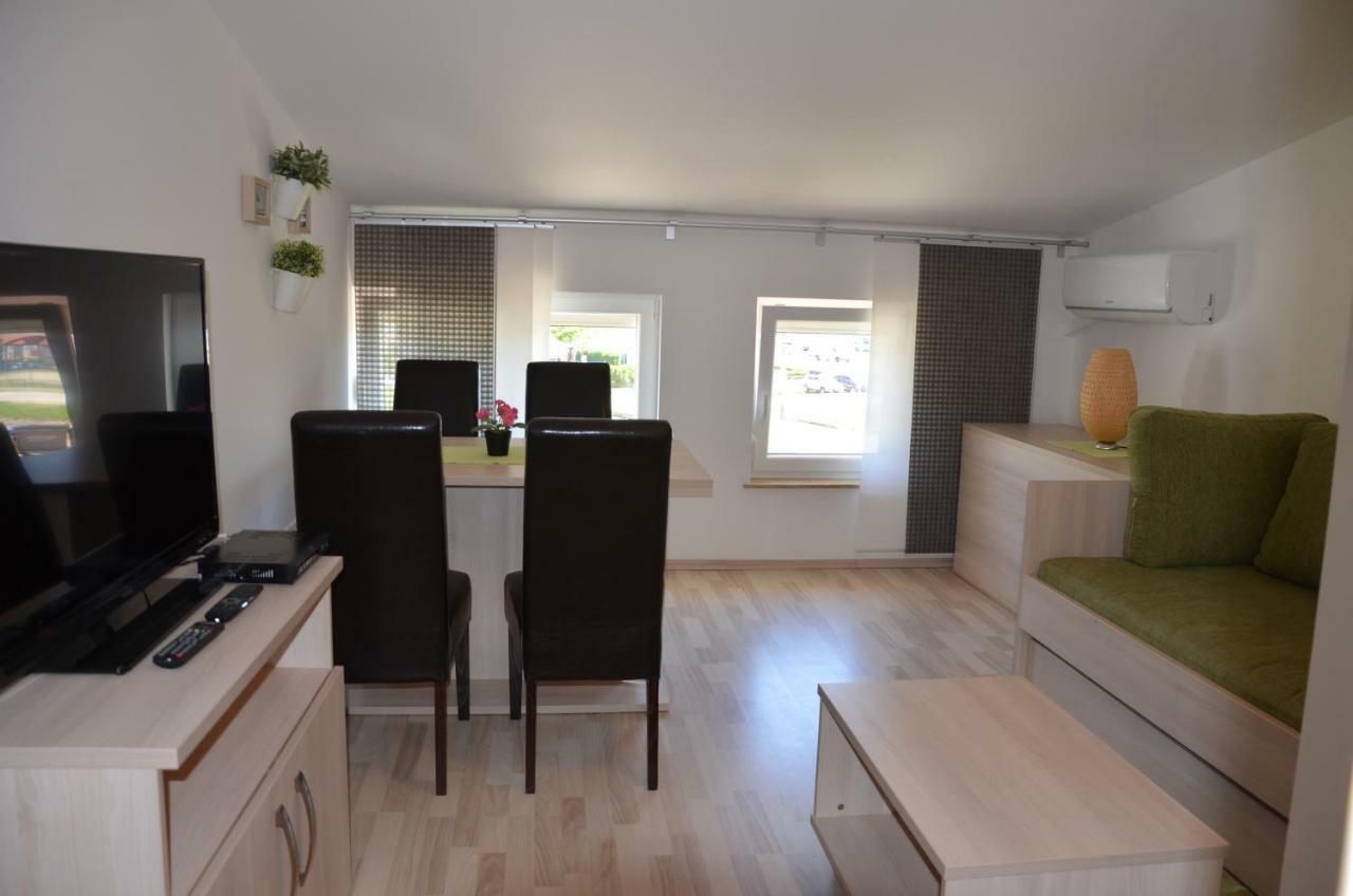 Mango Ii Apartment