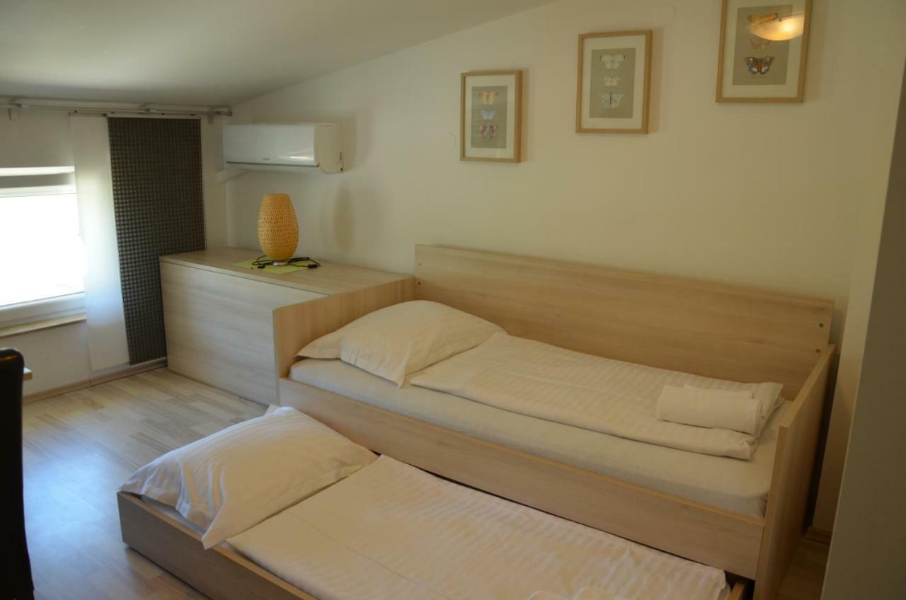 Mango Ii Apartment